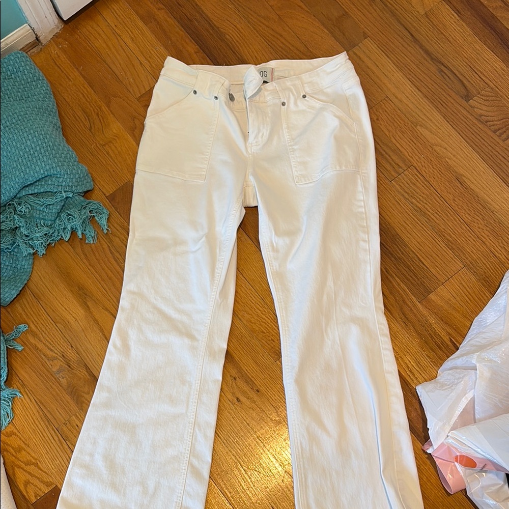 BDG Women's Flare & Wide Leg Low Rise Jeans - White
